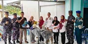 Bantu Warga Pesisir, TNI AL Bangun Lapak UMKM dan Sarana Belajar di Kampung Bahari Seluma