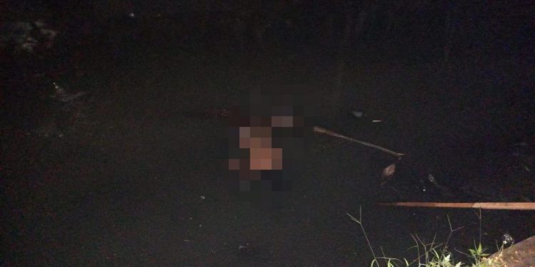 Heboh! Pria Ditemukan Tak Bernyawa di Parit Depan SPBU Penurunan