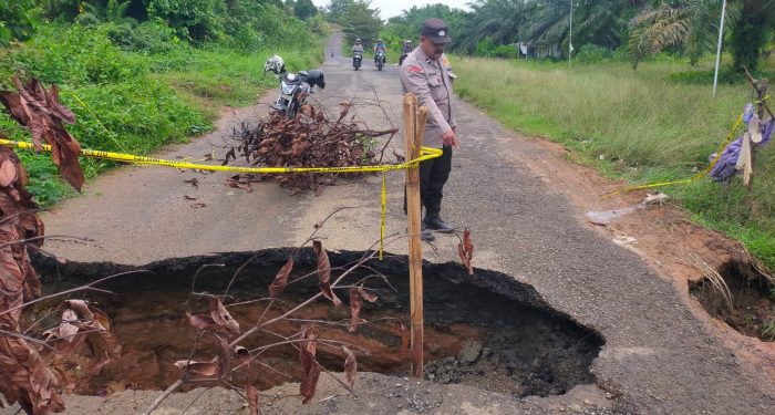 Terputus Akibat Ambles, Jalan Penghubung Bunga Mas–Pasar Sembayat Seluma Diperbaiki Tahun Ini