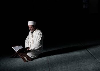 Inilah 4 Keistimewaan Surat Al-Falaq yang Dibaca Waktu Subuh, Bisa Diringankan dari Penyakit
