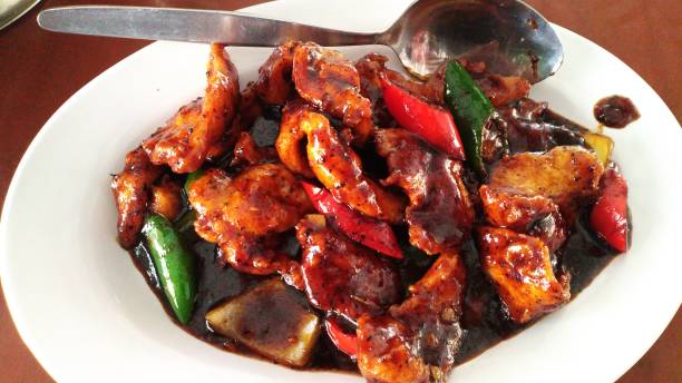 Ayam Lada Hitam: Perpaduan Pedas dan Gurih yang Bikin Nambah