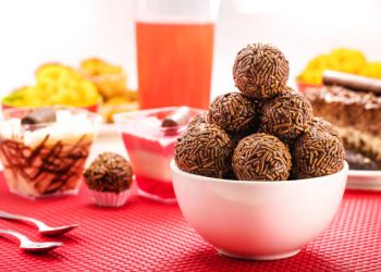 Tanpa Perlu Oven, Intip Disini 5 Resep Kue Lebaran 2026 dengan Bahan Utama Cokelat