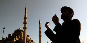 Rangkaian Amalan yang Dianjurkan Hari Jumat, Salah Satunya Perbanyak Sholawat