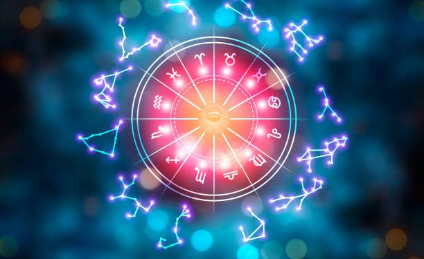 Pantangan Warna 2026 Menurut Zodiak, Jangan Asal Pilih Biar Hidup Lebih Mulus