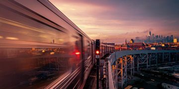 Dari Gurun hingga Alpen, Ini Rute Kereta Paling Spektakuler yang Mulai Beroperasi Tahun Ini