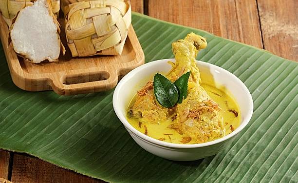 Ini Dia Makanan Khas Idul Fitri yang Selalu Ada di Tiap Tahunnya, Mulai dari Rendang hingga Soto