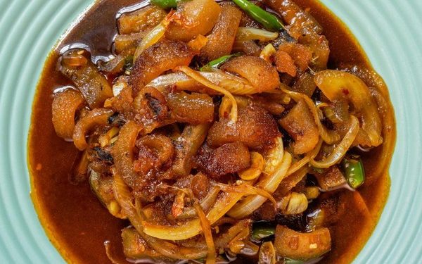 Resep Oseng Kikil Pedas Manis, Kenyalnya Juara, Rasanya Bikin Ketagihan