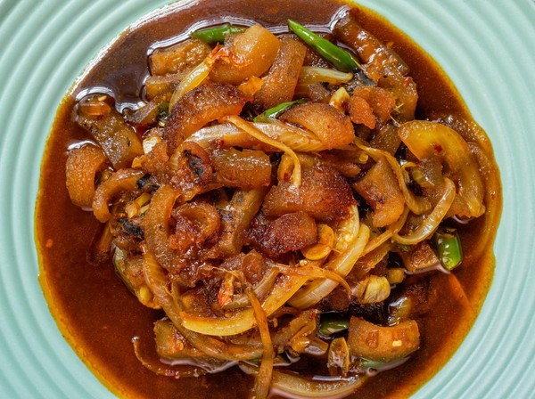 Resep Oseng Kikil Pedas Manis, Kenyalnya Juara, Rasanya Bikin Ketagihan