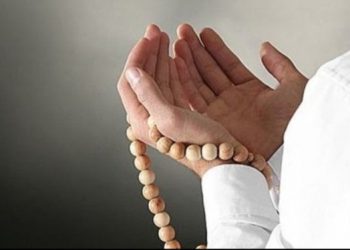 Jangan Lupa Amalkan Sholawat Kamilah Setiap Hari, Ini Segudang Keutamaannya!