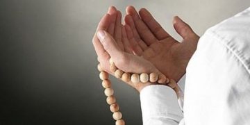 Jangan Lupa Amalkan Sholawat Kamilah Setiap Hari, Ini Segudang Keutamaannya!