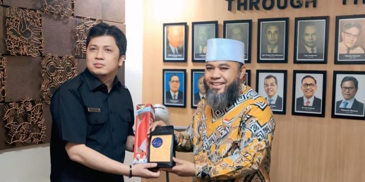 Gubernur Helmi Hasan Siap Langkah Strategis Agar Maskapai Garuda Tetap Layani Penerbangan di Bengkulu