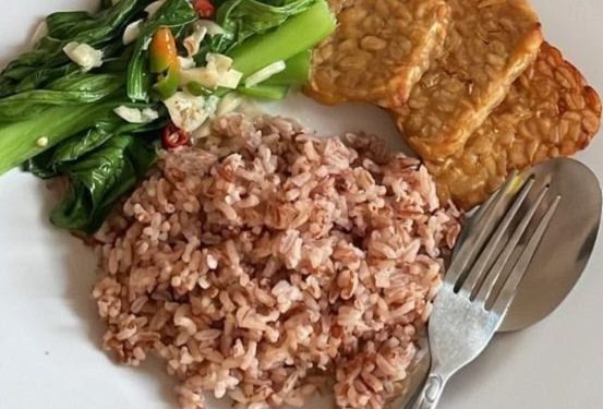 6 Ide Menu Buka Puasa Enak dan Kaya Nutrisi, Bikin Tubuh Kembali Bertenaga