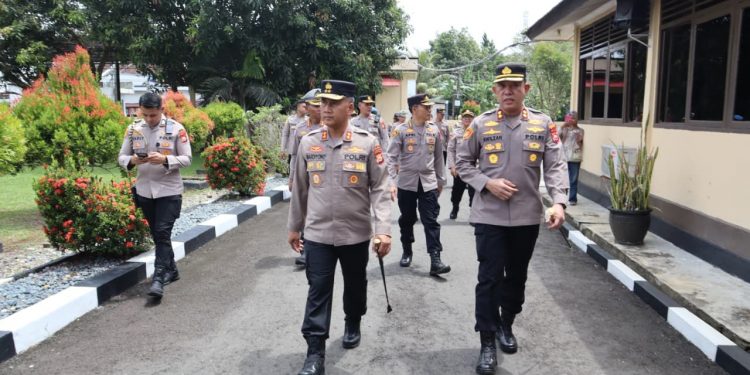 Operasi Ketupat 2026, Kapolda Bengkulu Pantau Langsung Jalur Mudik di Bengkulu Selatan